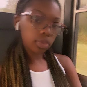 Meet your Posher, Carson